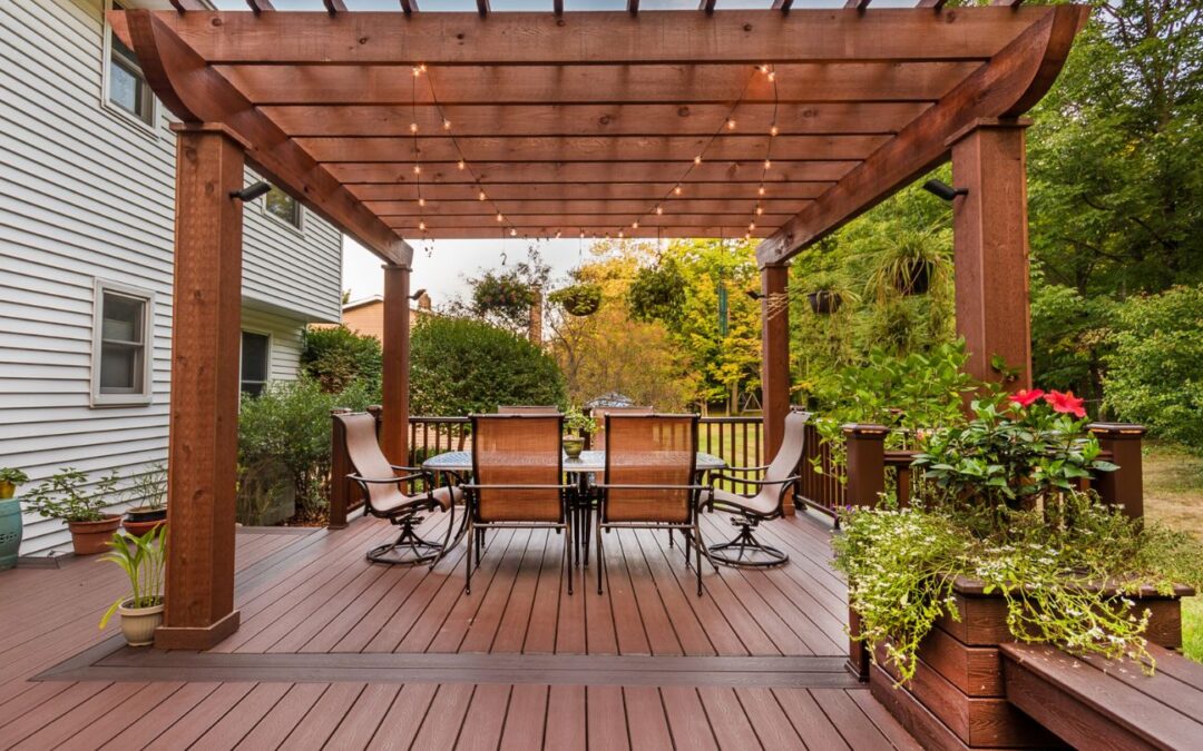 5 Signs You Should Replace Your Wooden Deck