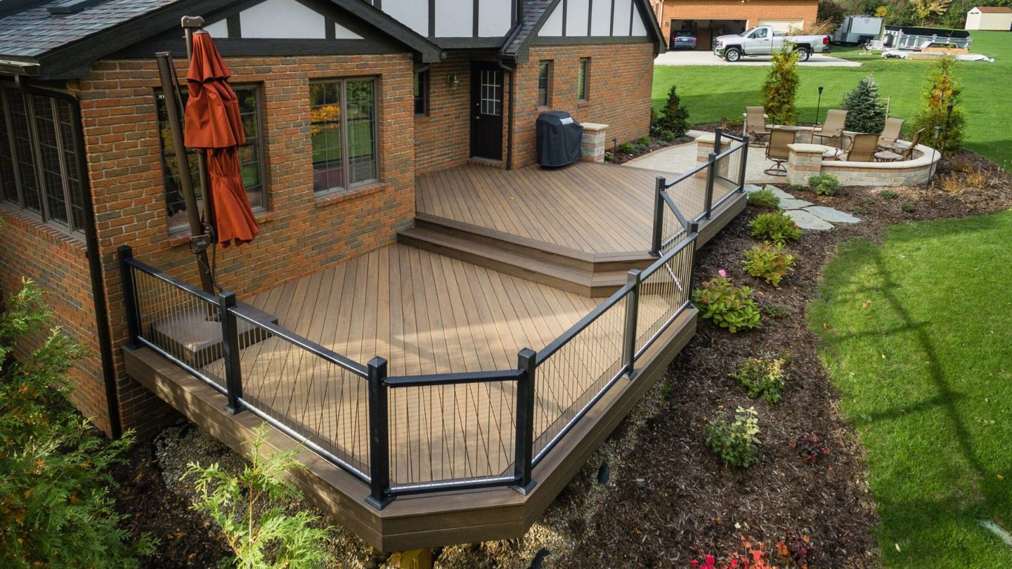 What Is a Multi-Level Deck?