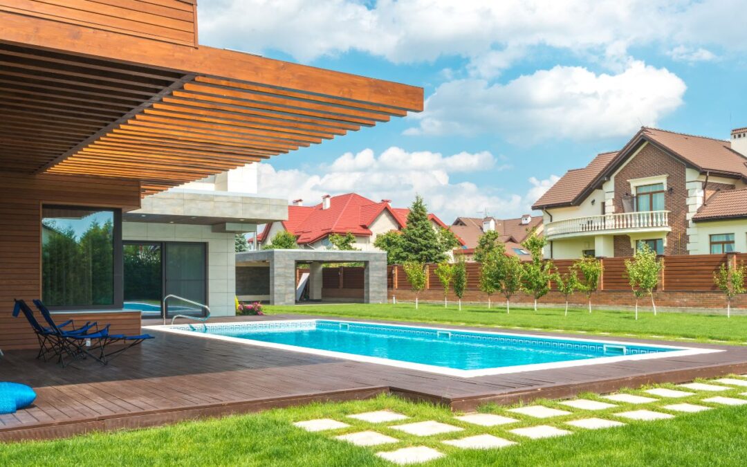Benefits of Choosing Trex Decking for Your Pool Area