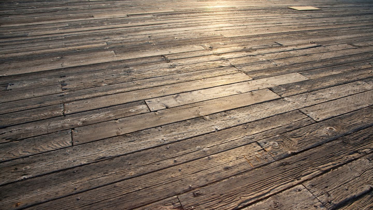 Spotting and Understanding the Signs of Cracking