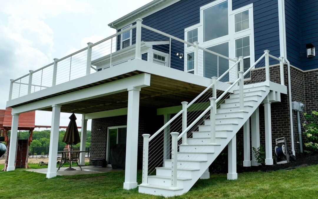 What Should Be Included in a Deck Installation Contract?