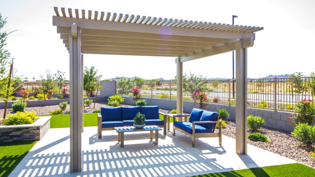 Designing Pergolas and Shade Structures That Complement Your Deck 