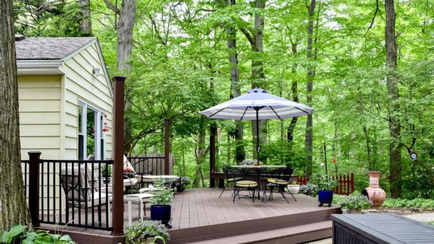 Professional Deck Expertise Elevates Every Project