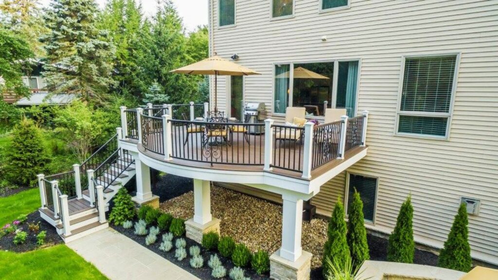 Choosing the best composite decking color options for your home