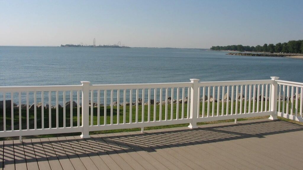 Does Composite Decking Get Hot in the Sun?