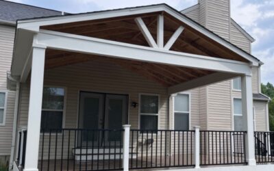 Freestanding vs. Attached Patio Covers: Which Layout Fits Your Yard?